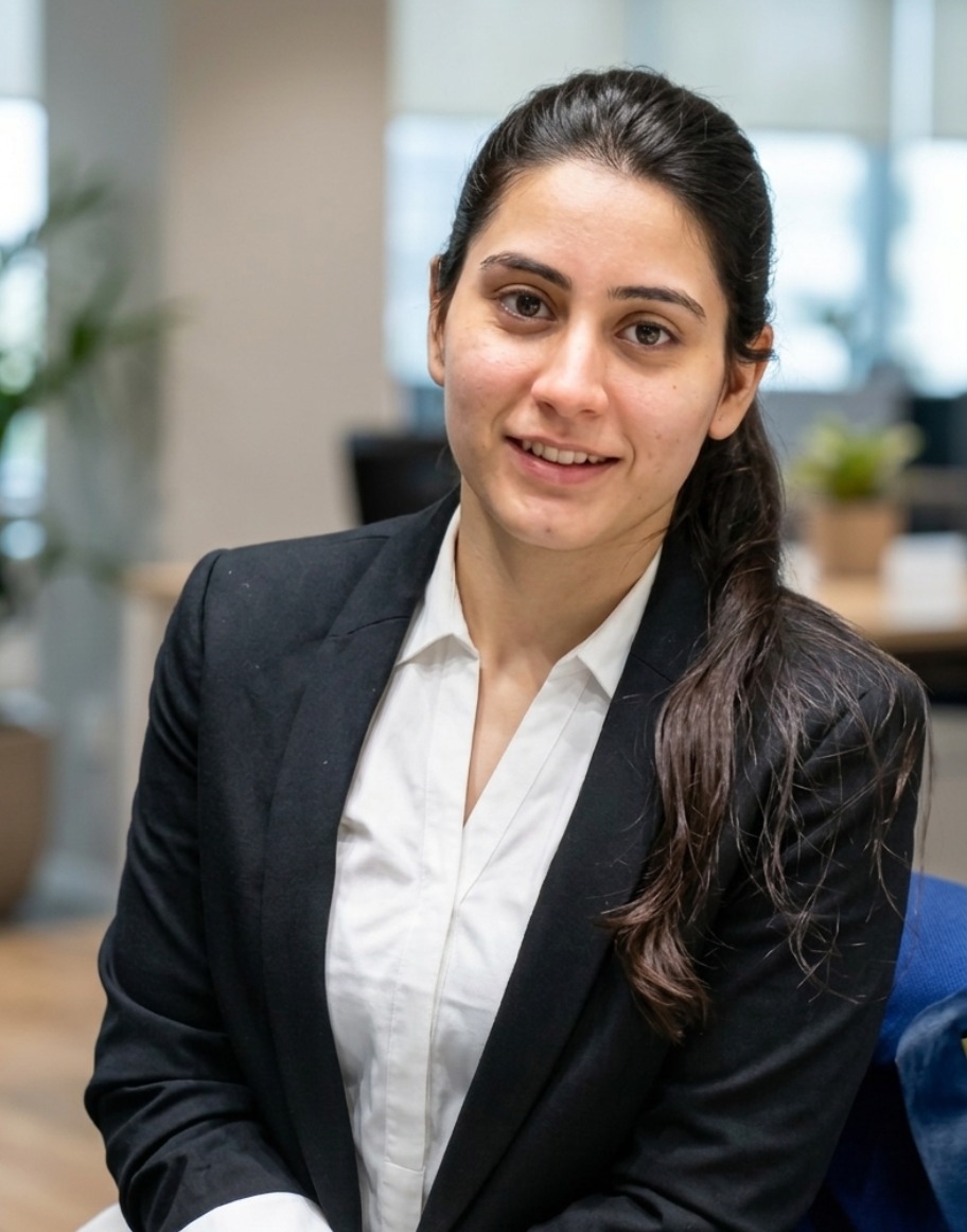 Mrs. Sakshi Khar, Co-Founder and Director of Skroman Global